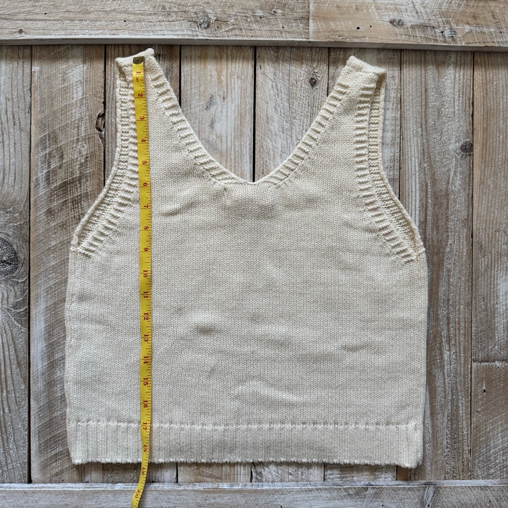 Cream Ribbed Cotton Blend Knit Sleeveless V-Neck Vest - Picture 5 of 5